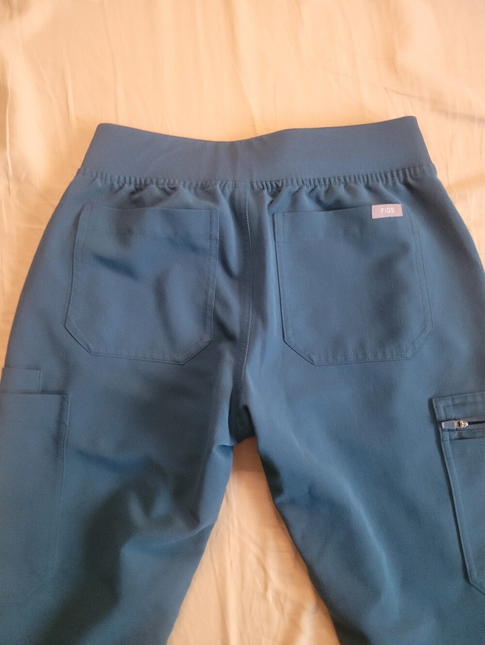 Figs Yola 2.0 Scrub Pants,Caribbean Blue,Yoga Waistband,XS petite - Picture 11 of 16